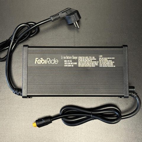 Chargeur 72V 20A réglable avec écran pour Sur-Ron et Talaria