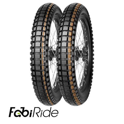 17 colių 3" pločio Talaria X3 padanga, šoninis vaizdas su matomu universaliu on/off-road protektoriaus raštu